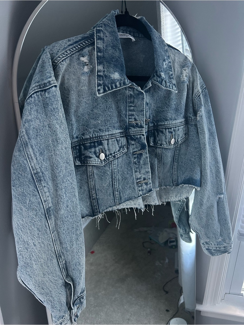 vestique Acid Wash Blue Cropped Denim Jacket